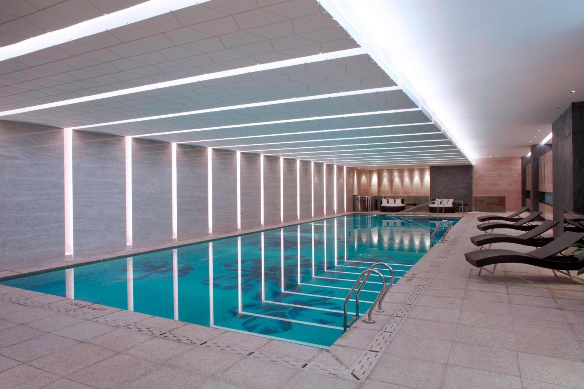 Shanghai Marriott Hotel Pudong East - Only A 30 Minute Drive From Disney Экстерьер фото