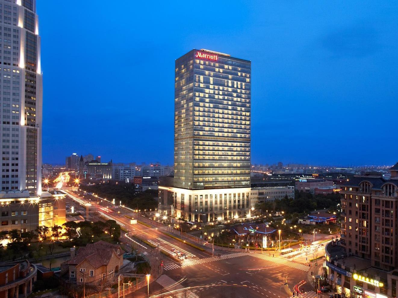 Shanghai Marriott Hotel Pudong East - Only A 30 Minute Drive From Disney Экстерьер фото